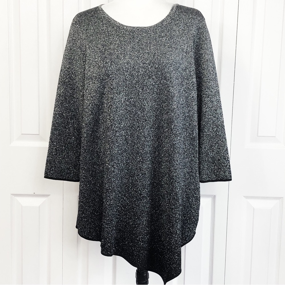 Chelsea & Theodore Black Silver Metallic Asymmetrical Hem Sweater 2X